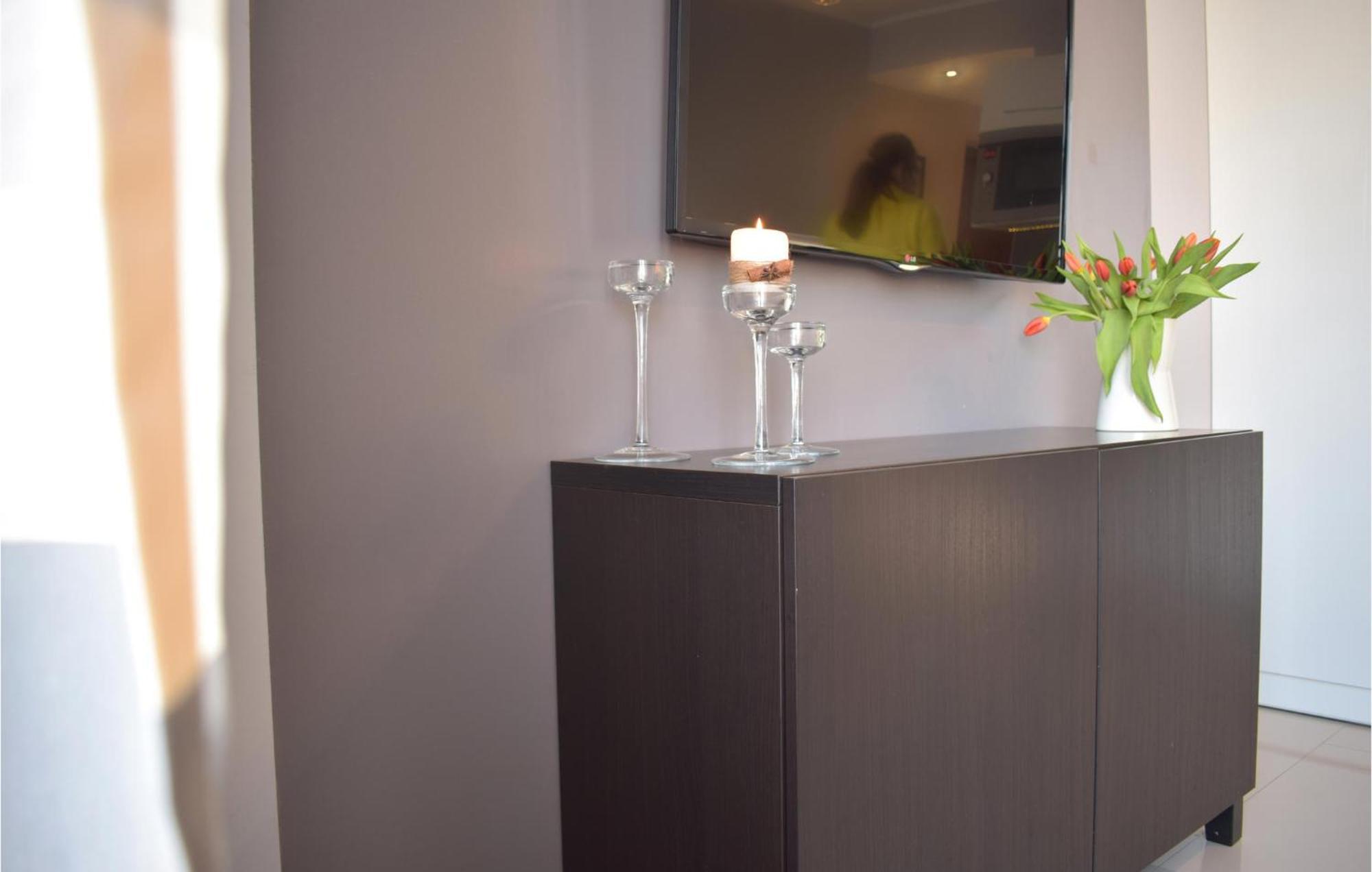 Nice Apartment In Darlowko With Wifi Exterior photo